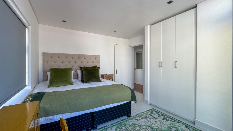 2 Bedroom Property for Sale in Gardens Western Cape